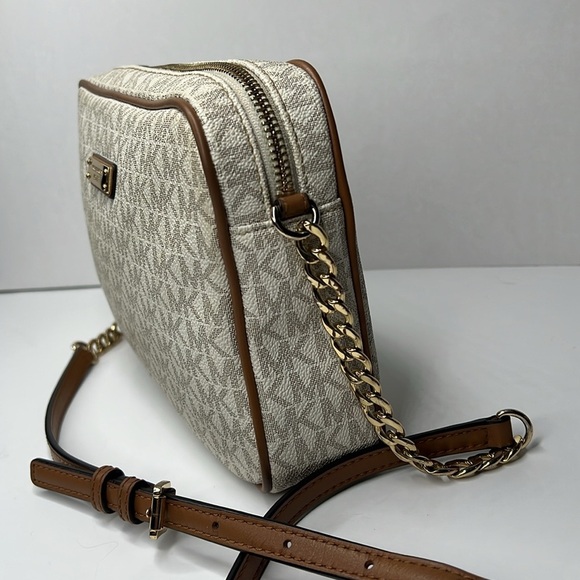 Michael Michael Kors Jet Set White Brown Logo Zip Camera Crossbody Bag - Picture 6 of 13